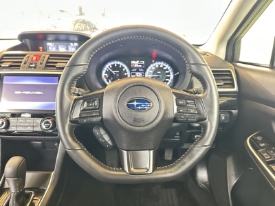 レヴォーグ(スバル)中古車 内外装写真他１