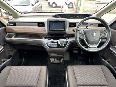 フリード(ホンダ)中古車 内外装写真他