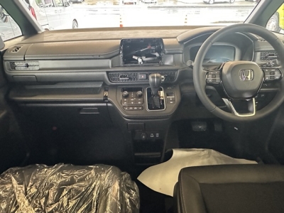 ステップワゴン(ホンダ)登録済未使用車 内外装写真