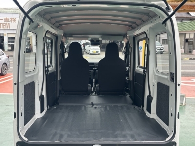 ハイゼットカーゴ(ダイハツ)中古車 内外装写真他２