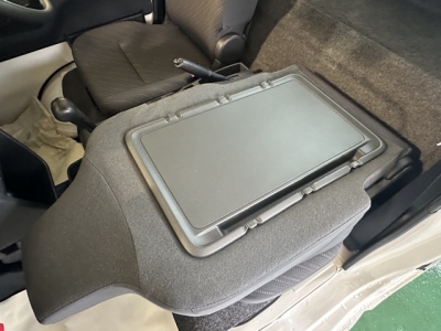 キャリートラック(スズキ)中古車 後席内装