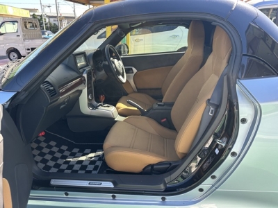 コペン(ダイハツ)中古車 前席内装