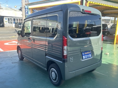 N-VAN(ホンダ)届出済未使用車 後方