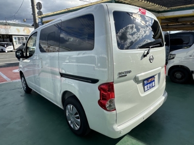 NV200バネットワゴン(ニッサン)登録済未使用車 後方
