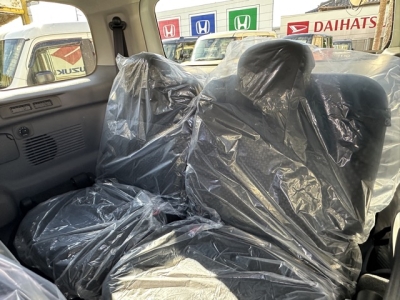 NV200バネットワゴン(ニッサン)登録済未使用車 後席から見た前席