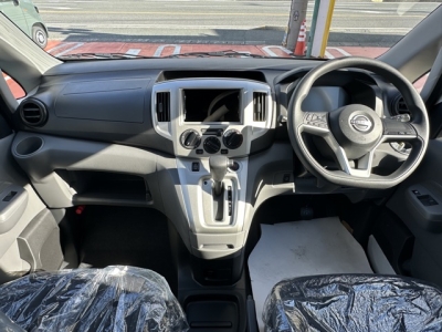 NV200バネットワゴン(ニッサン)登録済未使用車 内外装写真