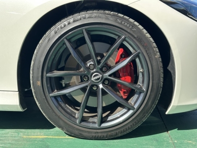 フェアレディZ(ニッサン)中古車 内外装写真他２