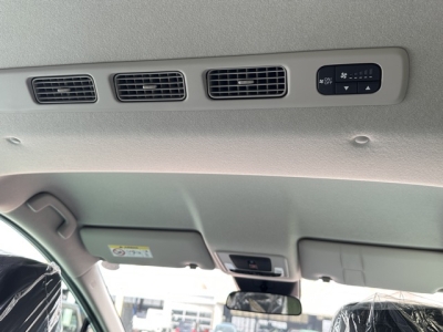 新型フリード(ホンダ)登録済未使用車 内外装写真他２