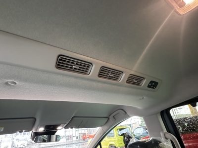 新型フリード(ホンダ)登録済未使用車 内外装写真他２