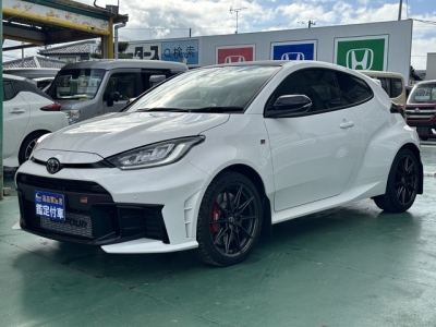 GRヤリス(トヨタ)中古車 前方