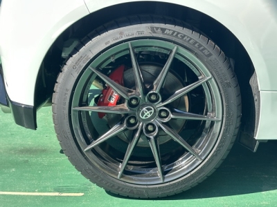 GRヤリス(トヨタ)中古車 内外装写真他２