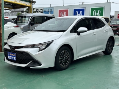 カローラスポーツ(トヨタ)中古車 前方
