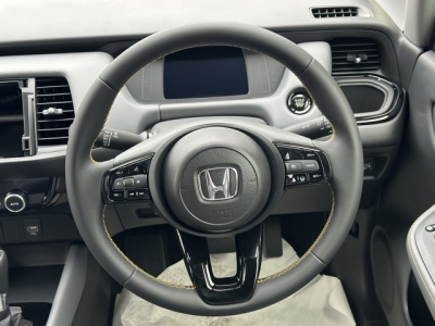 フィット(ホンダ)登録済未使用車 内外装写真