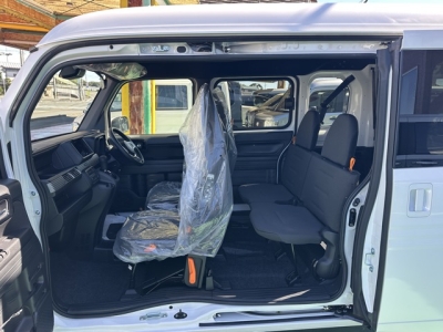 N-VAN(ホンダ)届出済未使用車 前席内装