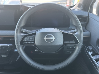 サクラ(ニッサン)中古車 内外装写真