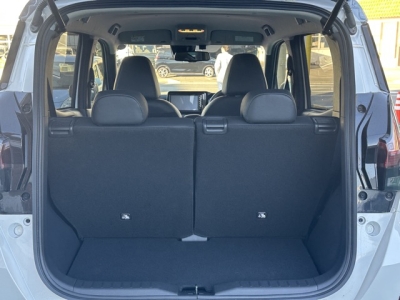 サクラ(ニッサン)中古車 内外装写真他１