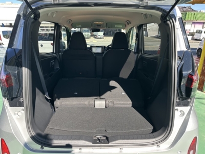 サクラ(ニッサン)ディーラ-試乗車 内外装写真他２