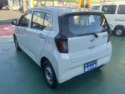 ミライース(ダイハツ)中古車 後方
