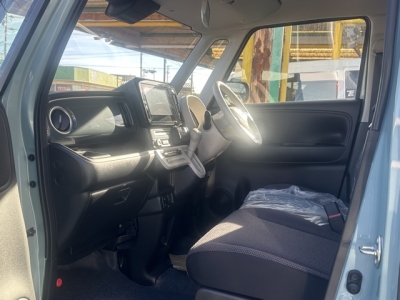 ワゴンＲスマイル(スズキ)届出済未使用車 前席内装