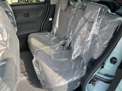ワゴンＲスマイル(スズキ)届出済未使用車 後席内装