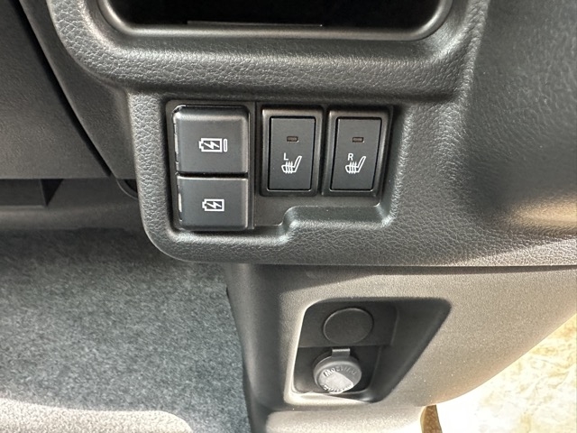 ワゴンＲスマイル(スズキ)届出済未使用車 17