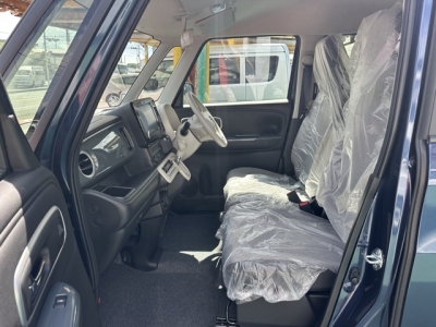 ワゴンＲスマイル(スズキ)届出済未使用車 前席内装