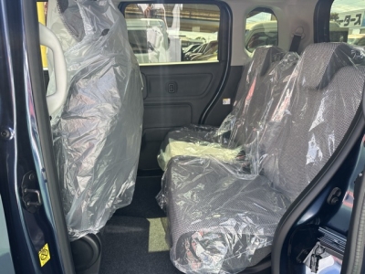 ワゴンＲスマイル(スズキ)届出済未使用車 後席内装