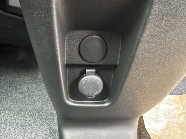 ワゴンＲスマイル(スズキ)届出済未使用車 24