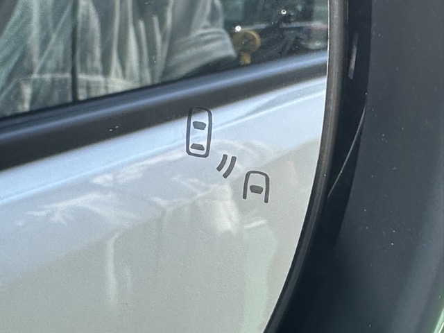 ソリオ(スズキ)新車見本展示無 13