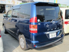 ノア(トヨタ)中古車 後方