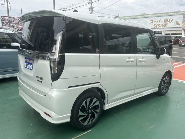 ソリオ(スズキ)新車見本展示無 12