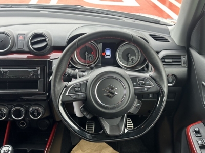スイフトスポーツ(スズキ)中古車 内外装写真
