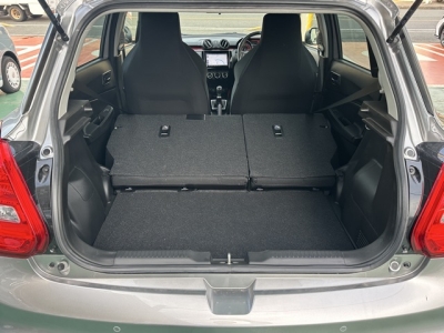 スイフトスポーツ(スズキ)中古車 内外装写真他２