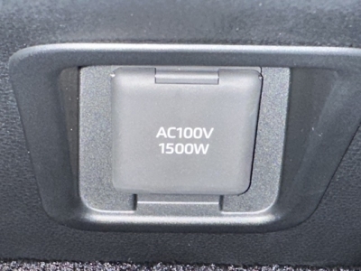 クラウンスポーツ(トヨタ)中古車 内外装写真