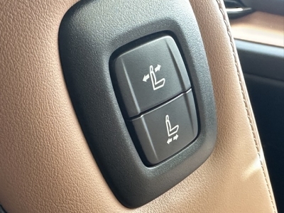 クラウンスポーツ(トヨタ)中古車 内外装写真他