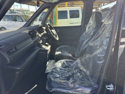 ステップワゴン(ホンダ)登録済未使用車 前席内装