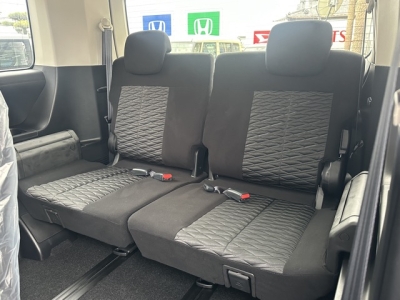 デリカD:5 4WD(三菱)レンタ登録済未使用車 内外装写真他