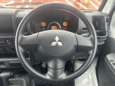 ミニキャブミーブ(三菱)中古車 内外装写真