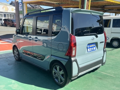 タントファンクロス(ダイハツ)中古車 後方