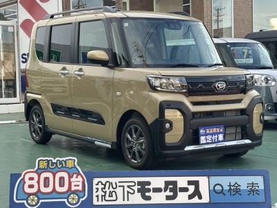 タントファンクロス(ダイハツ)届出済未使用車 全体