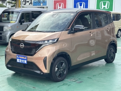 サクラ(ニッサン)中古車 前方