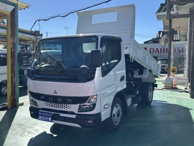 キャンター(三菱)登録済未使用車 前方