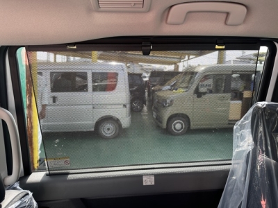 セレナ(ニッサン)登録済未使用車 内外装写真他１