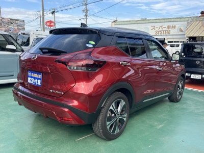 キックス(ニッサン)中古車 内外装写真他２