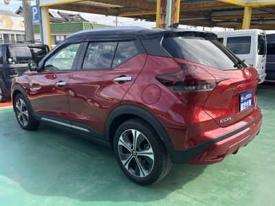 キックス(ニッサン)中古車 後方