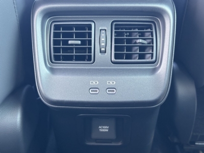 クラウンクロスオーバー(トヨタ)レンタＵＰ 内外装写真他