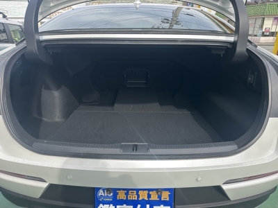 クラウンクロスオーバー(トヨタ)中古車 内外装写真他２