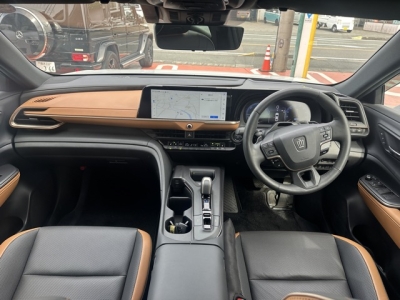 クラウンクロスオーバー(トヨタ)中古車 内外装写真他