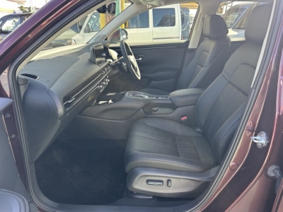 ZR-V(ホンダ)中古車 前席内装