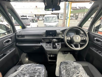 ステップワゴン(ホンダ)登録済未使用車 内外装写真